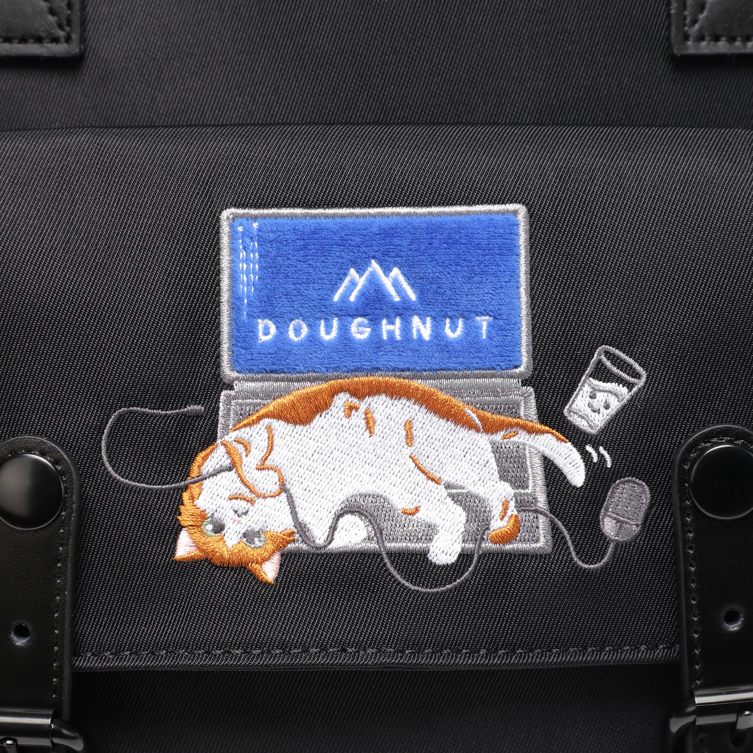 Macaroon Pet Your Dream Series Backpack - Image 6
