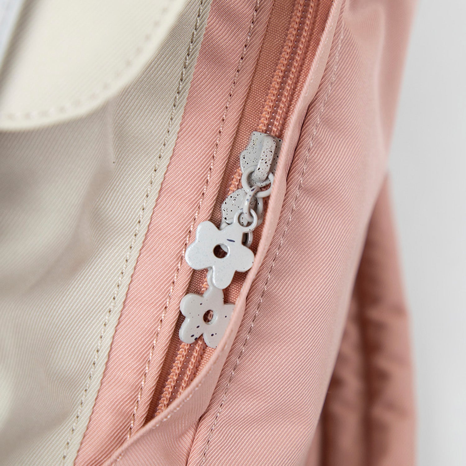 Macaroon Monet Series Backpack - Image 23