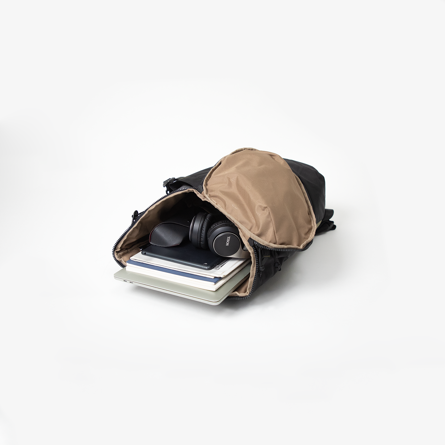 Dynamic Large Titan Series Backpack - Image 7